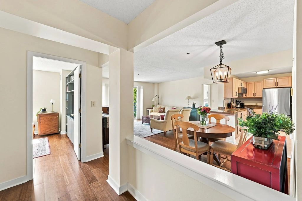 273 Cambridge Rd #505, Woburn