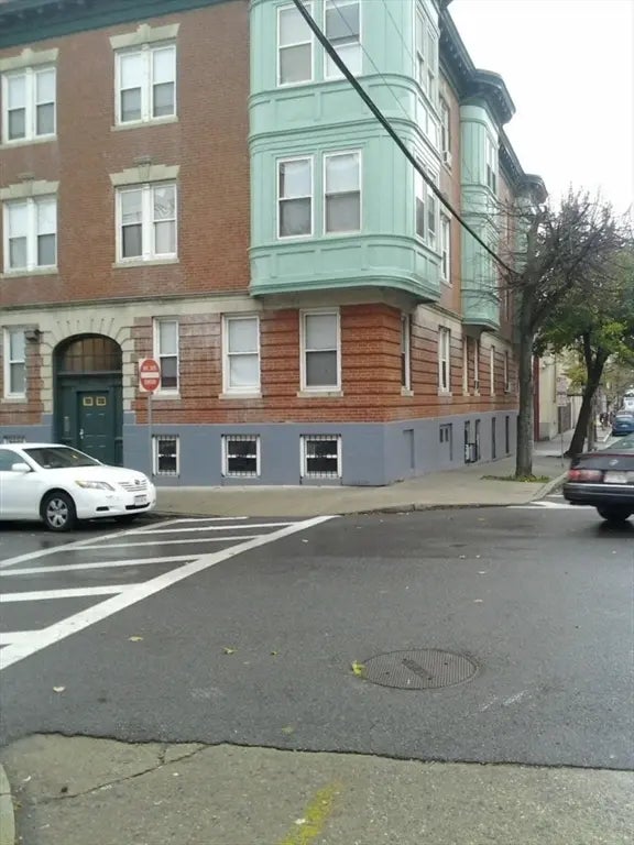 155 Chestnut #f, Chelsea