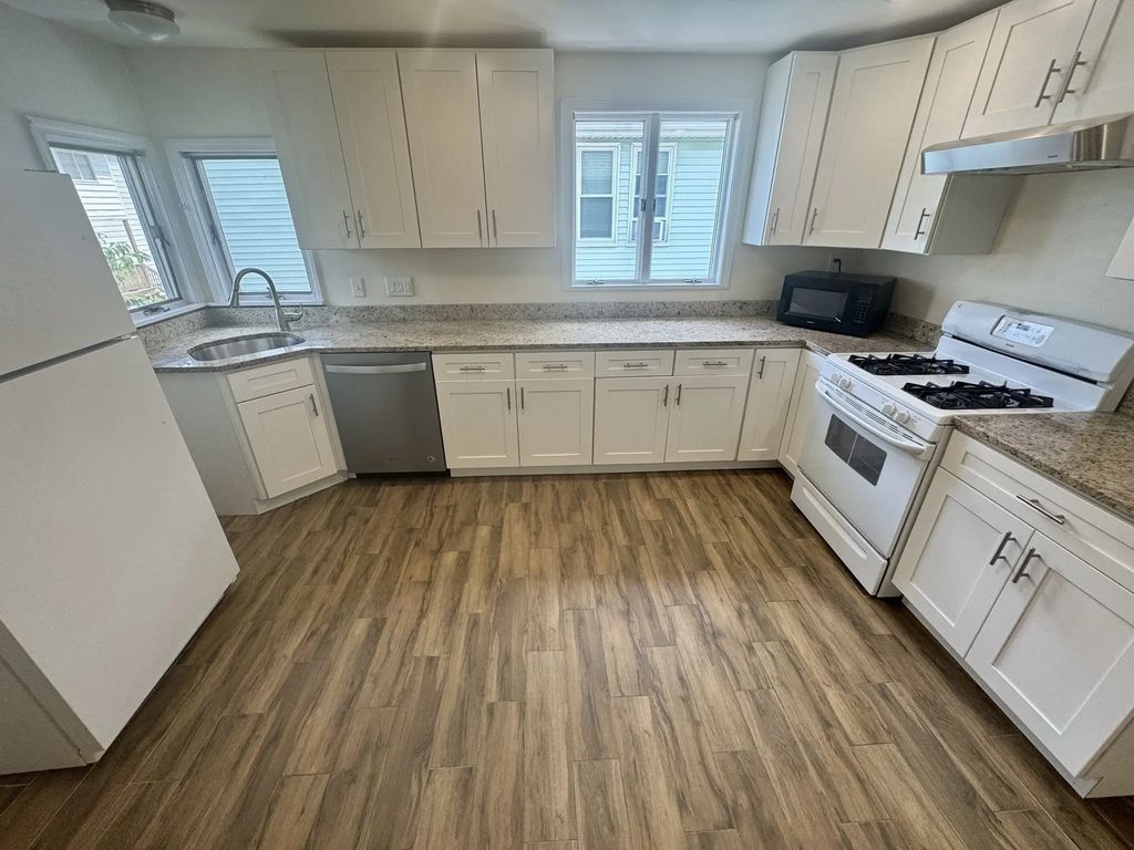 45 Woods Ave #45, Somerville