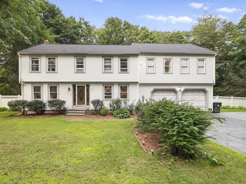 611 Oxford Street S., Auburn