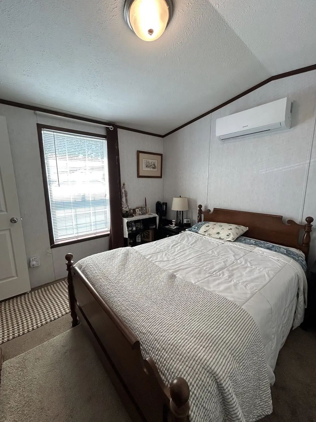 96 Newbury #9b, Danvers