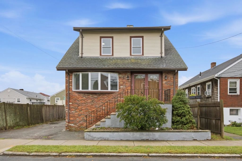 17 Witherbee Ave, Revere