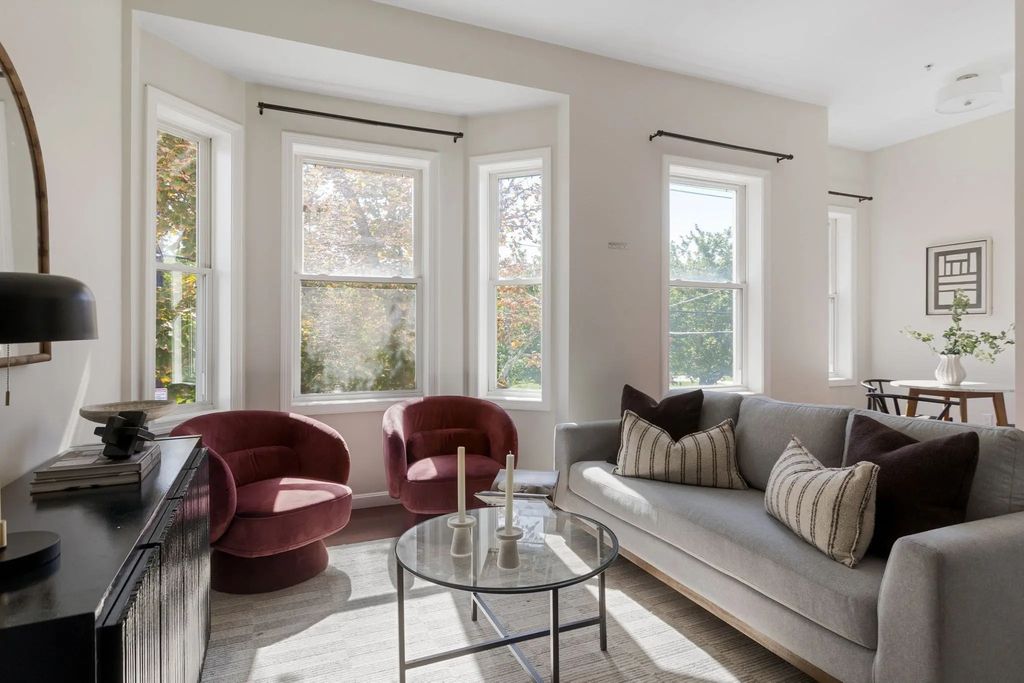 256 Bremen St #2, Boston