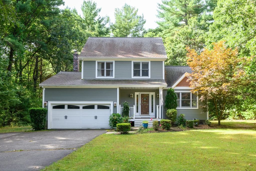 37 Phyllis Rd, Foxboro
