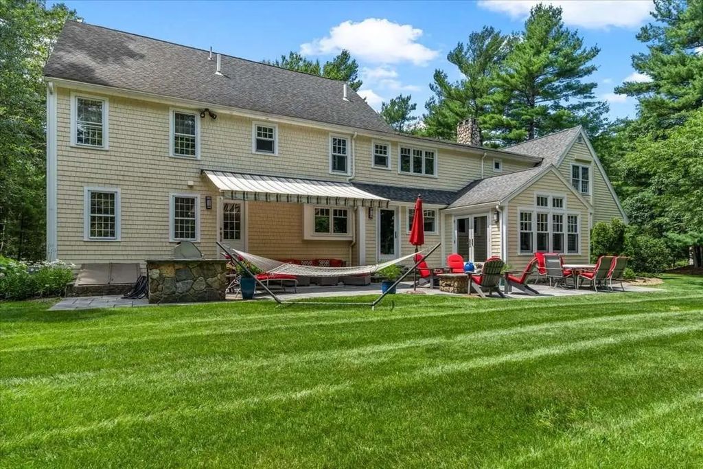71 Arrow Head Rd, Marshfield
