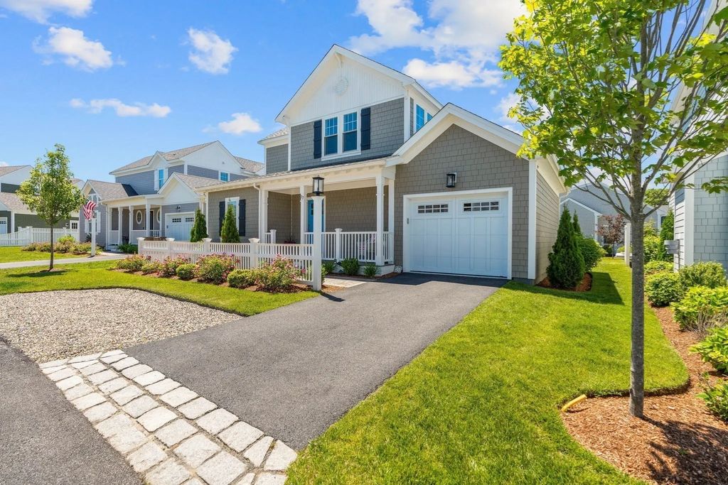 77 Cobblestone Circle, Mashpee