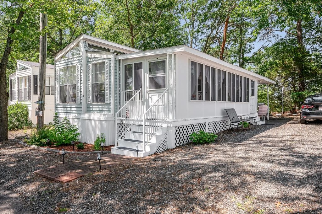308 Route 286 #10, Seabrook