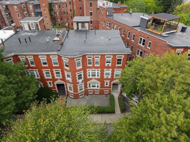 3 Strathmore Rd, Brookline