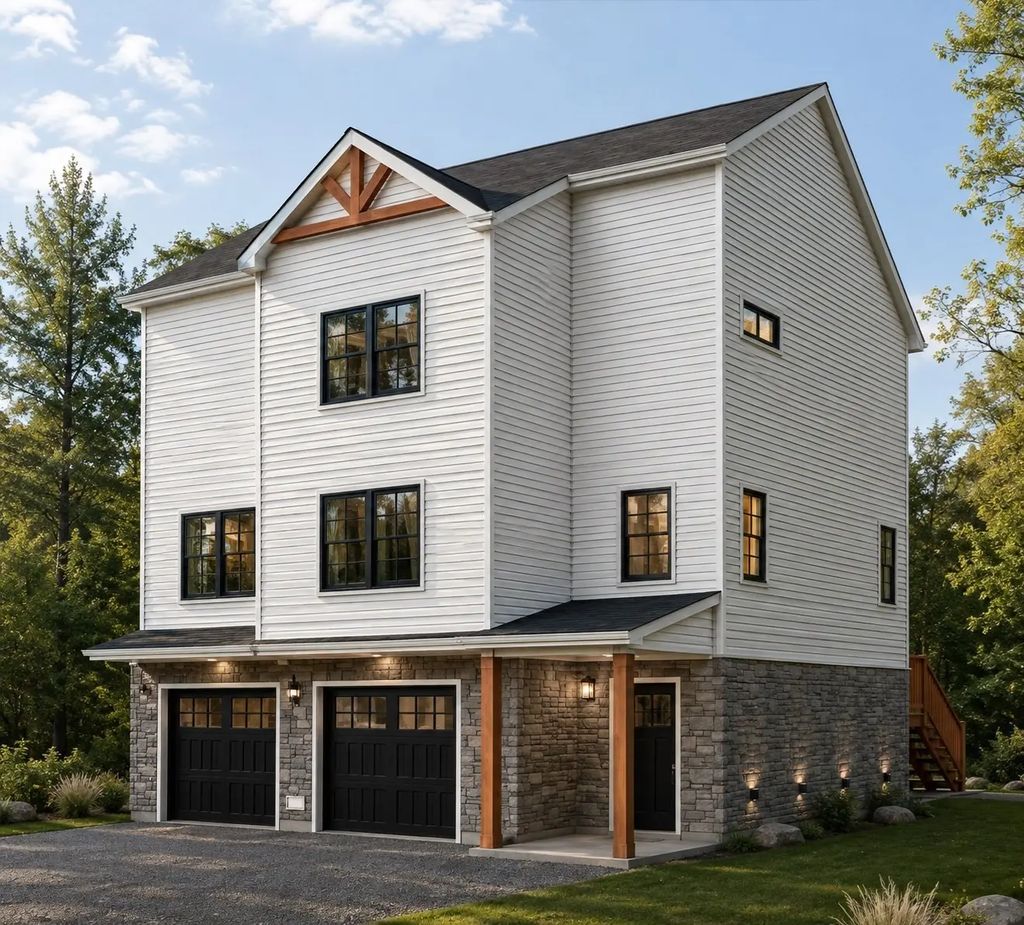 14 Assonet Blvd, Freetown