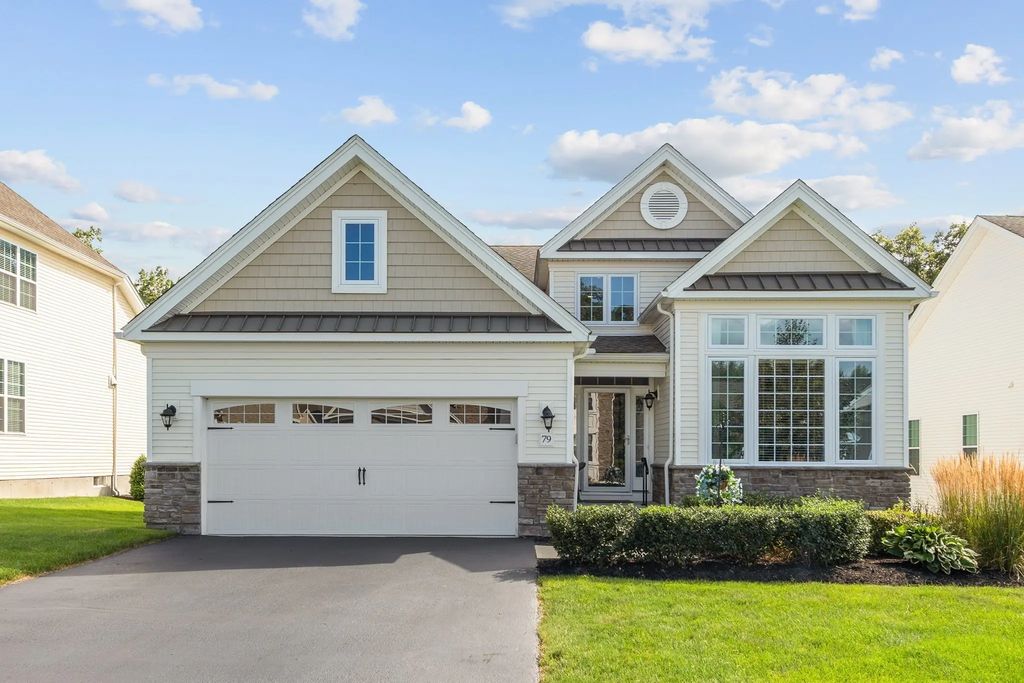 79 Pine Tree Drive #70, Methuen