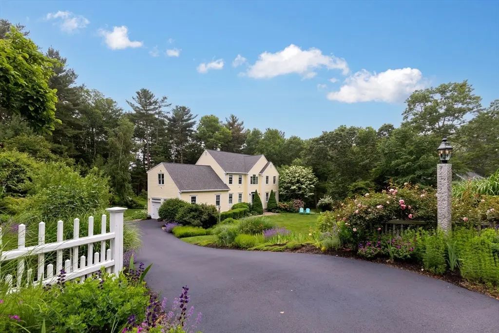 7 Laura's Lane, Marshfield