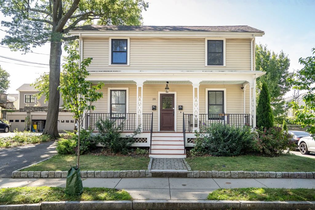 20 Waban St #2, Newton