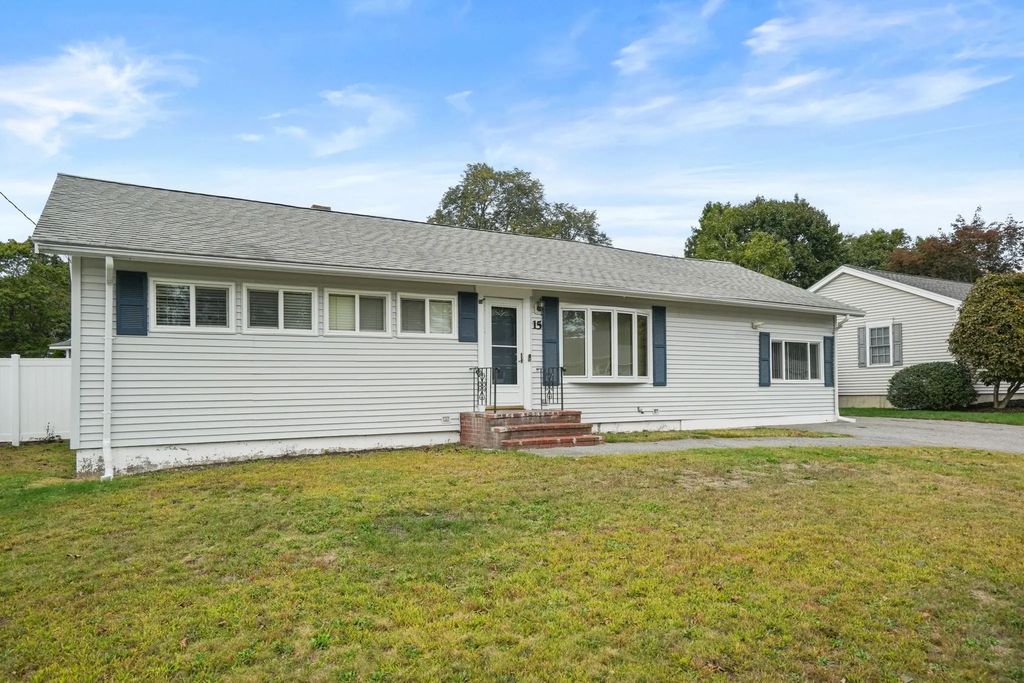 15 Trudy Terrace, Canton