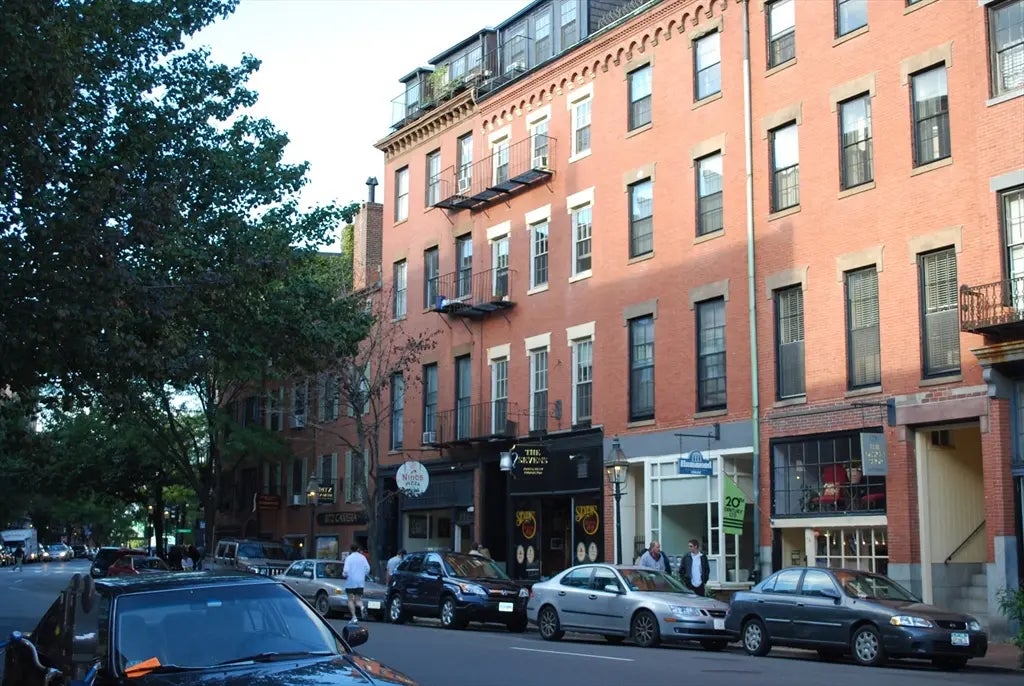 75 Charles Street #4b, Boston