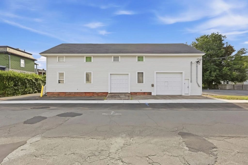 6 Clinton Ave, Westfield