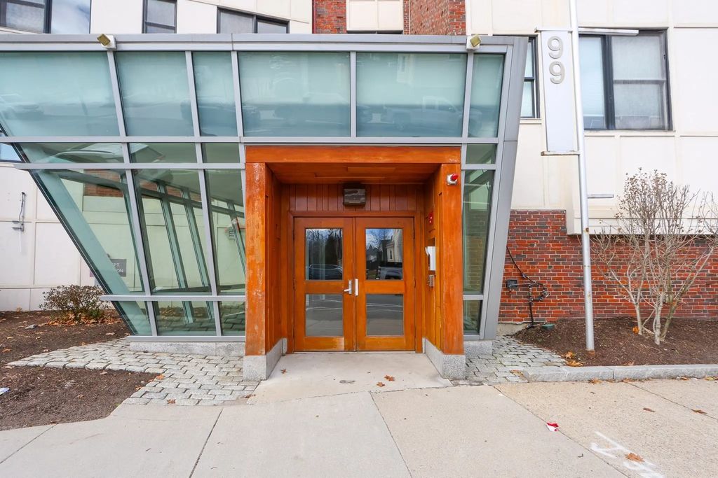 99 Chestnut Hill Ave #305, Boston