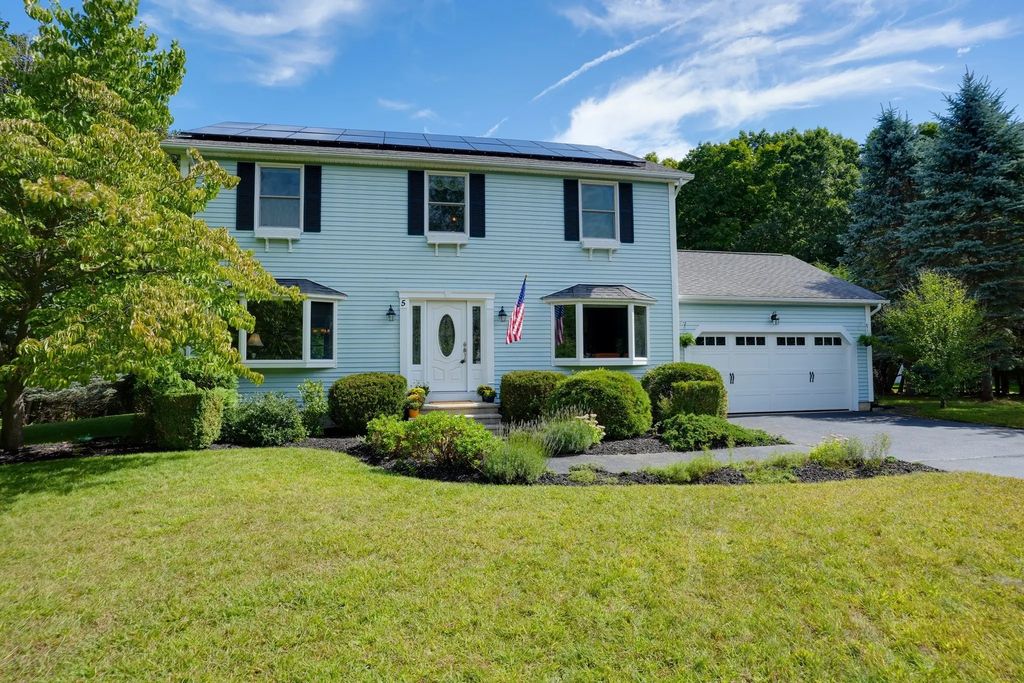 5 Carruth Dr, Northborough