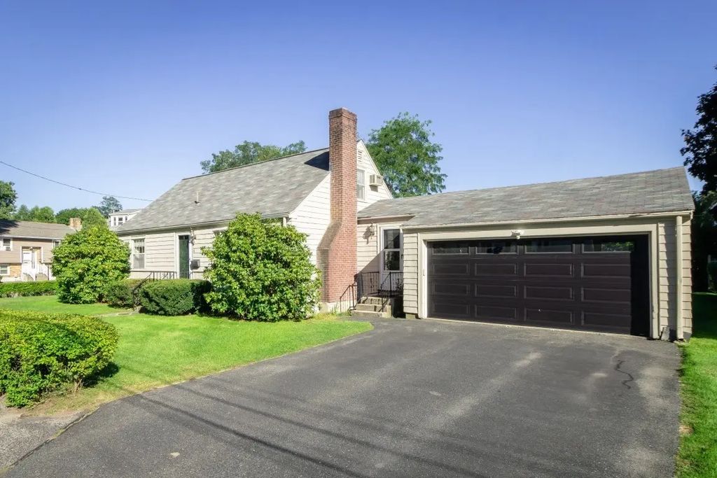 6 Albert St, Waltham