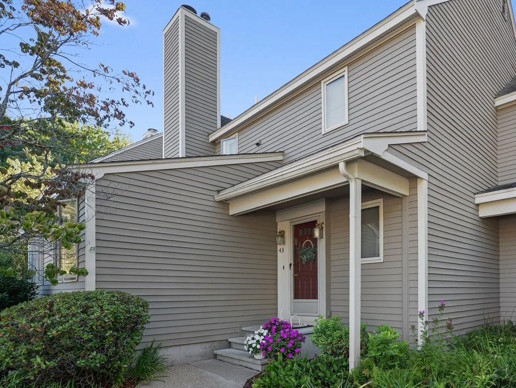 43 Brickett Hill Circle #43, Haverhill