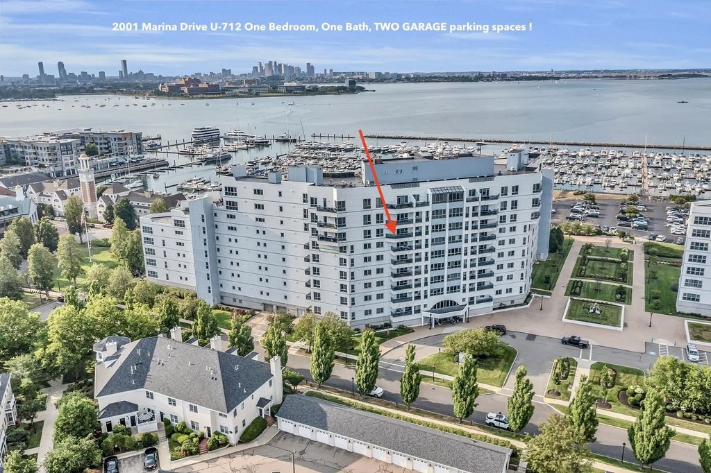 2001 Marina Dr #712, Quincy