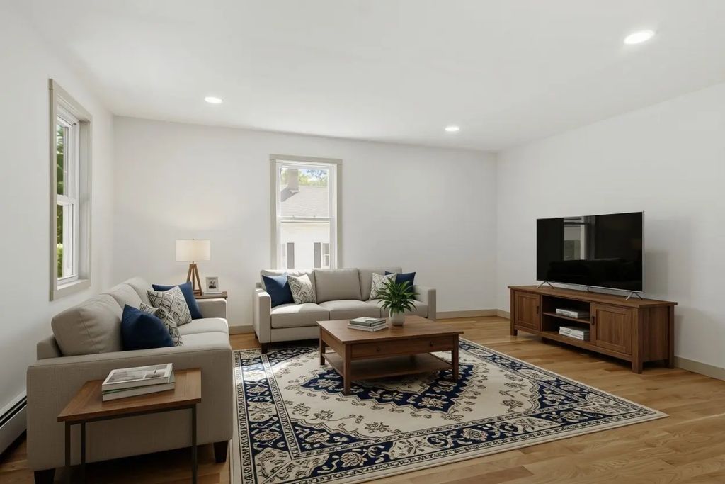25 Main St, Ashburnham