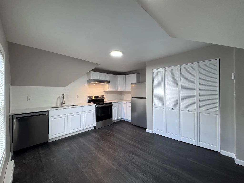 39 Cortland St #3, Springfield