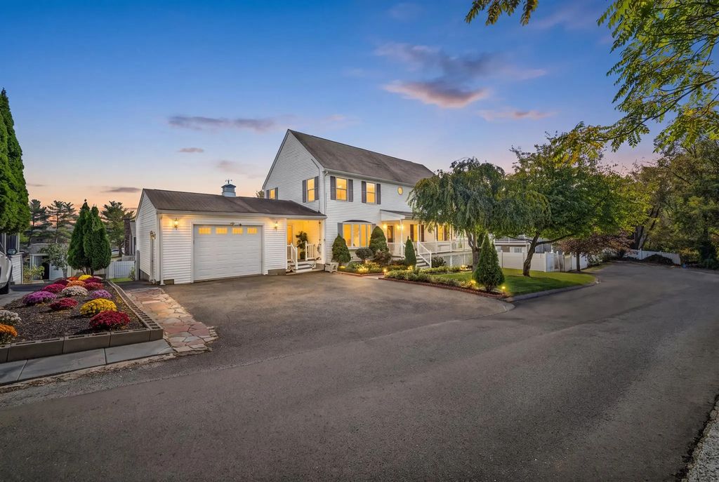 7 Dimock St, Danvers