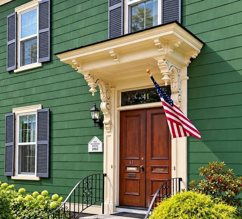 41 Forrester St #2, Salem