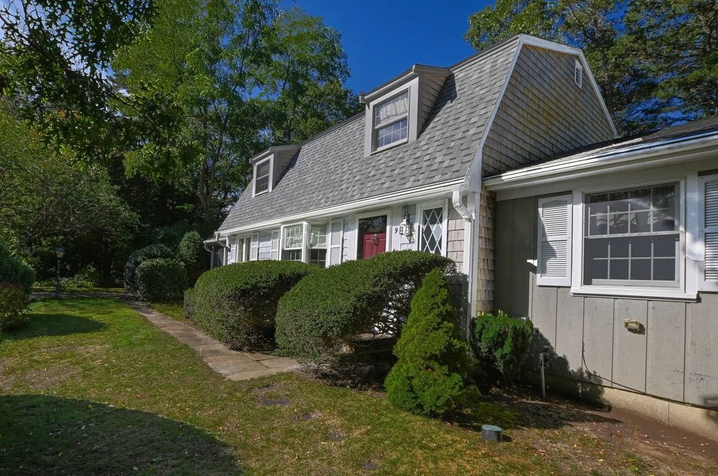 9 Faunce Mountain Rd, Sandwich