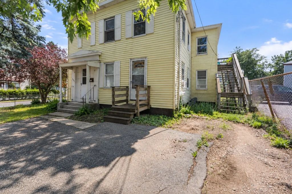 135 Irving St, Framingham