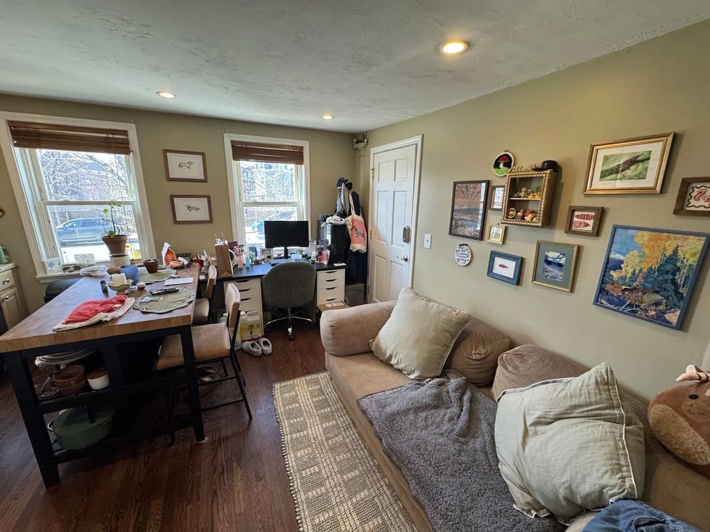735 Somerville Ave #1, Somerville