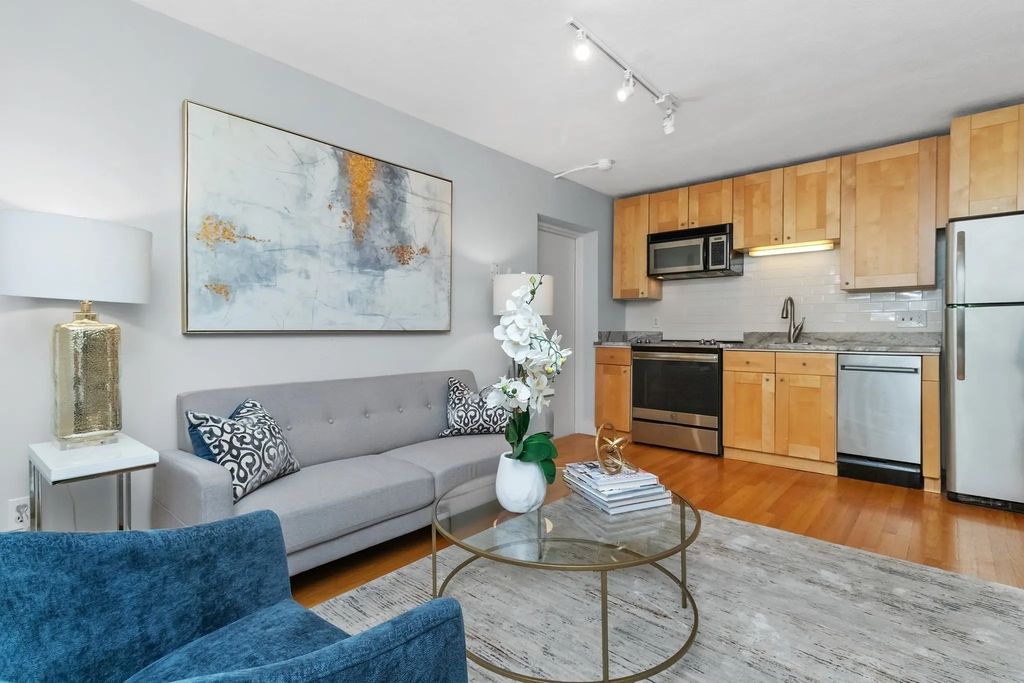 5 Walden St #2, Cambridge