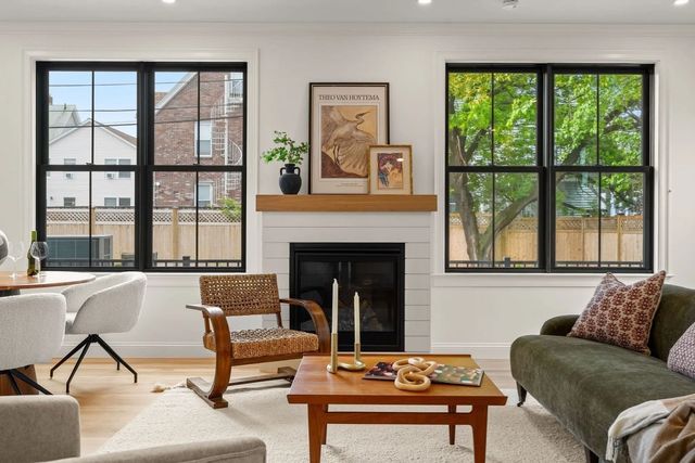 27 Shepard St #5, Boston