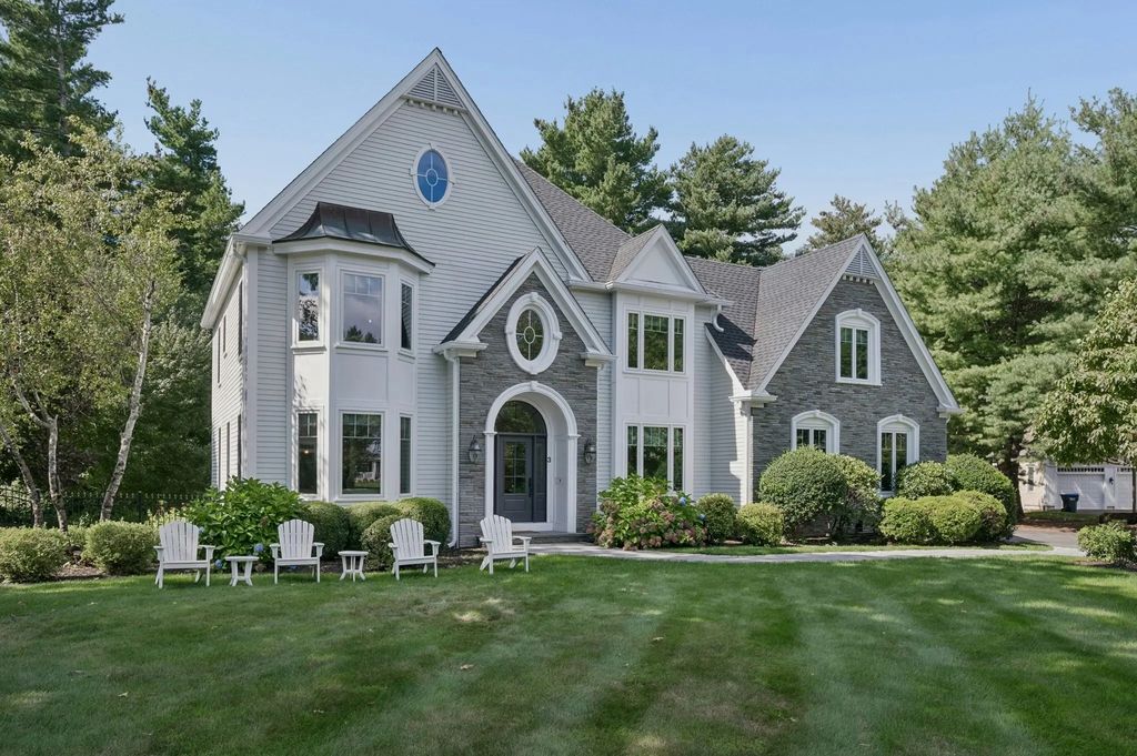 3 Wyman Ln, Hopkinton
