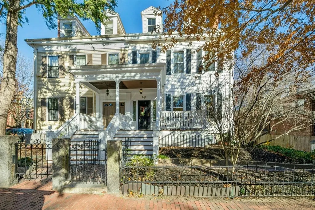 149a Bishop Allen Drive #a, Cambridge