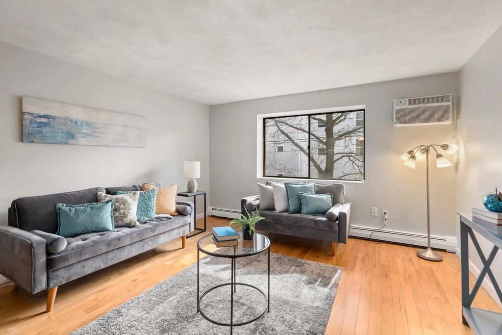 84 Grant St #12, Somerville