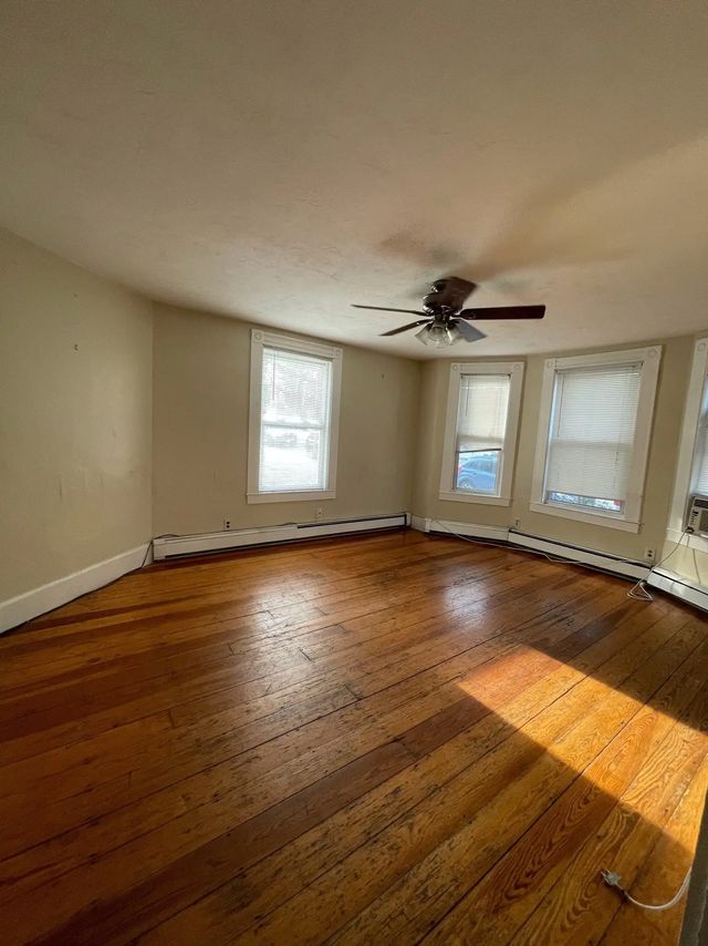 849 E Broadway #1, Boston