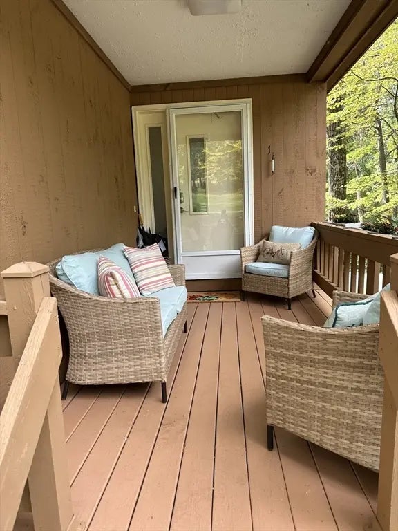 1 W Parish Ct #1, Haverhill