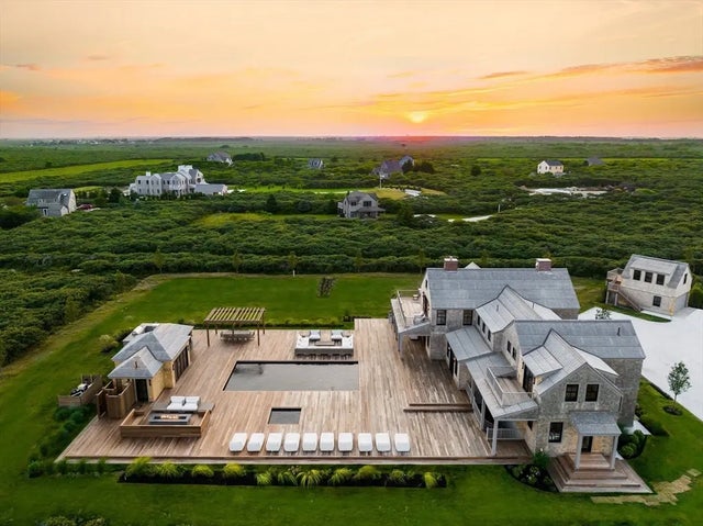 30 Devon Street - Big Dip, Nantucket