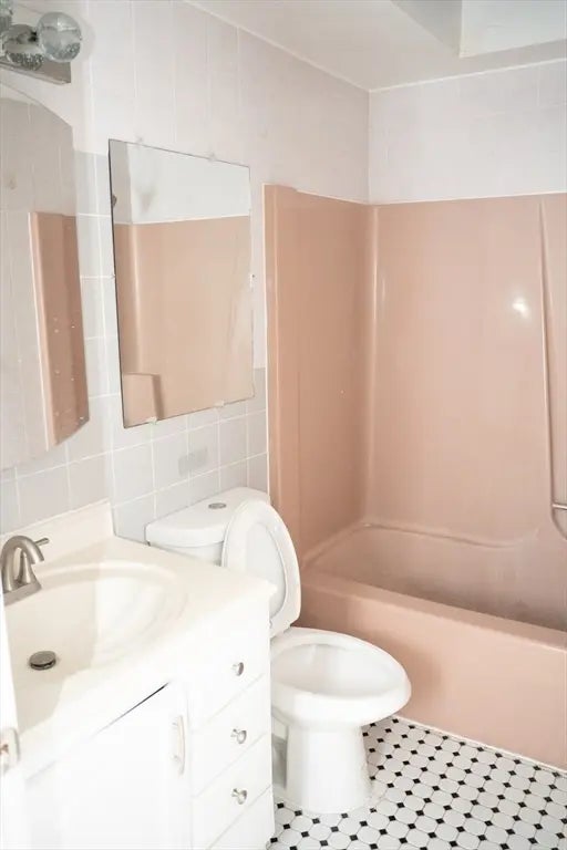 9 Wrentham St #n/a, Boston