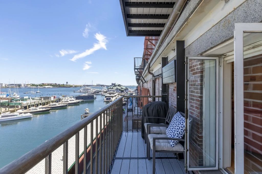33 Commercial Wharf #41-42, Boston