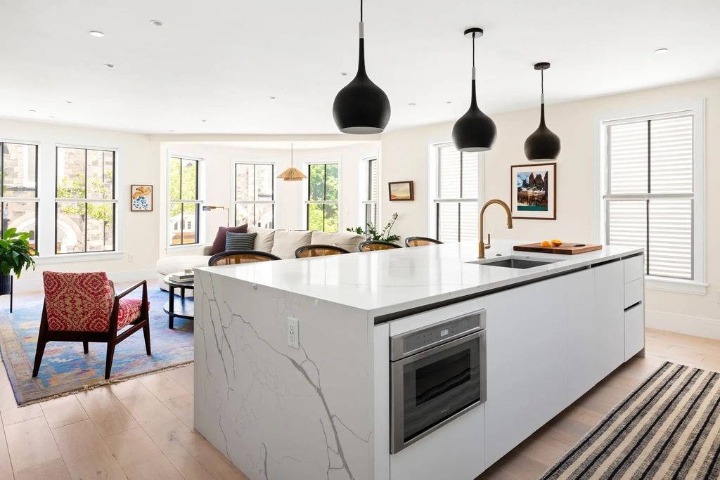 322 Bunker Hill St #2, Boston