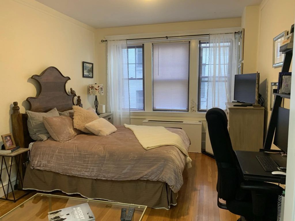 2001 Commonwealth Ave #21, Boston