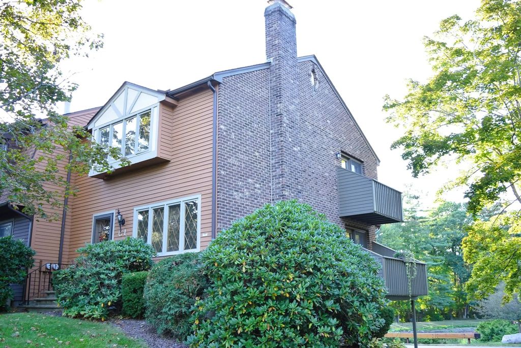 C1 Scotty Hollow Dr #c1, Chelmsford