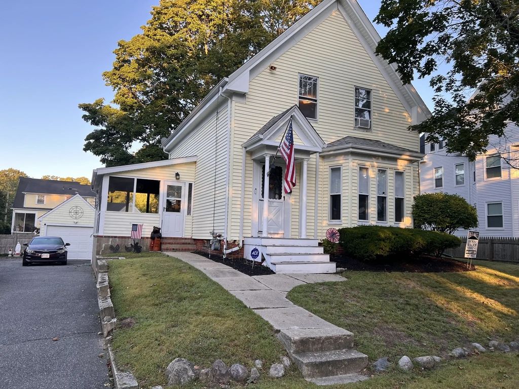 93 Stetson Str, Whitman