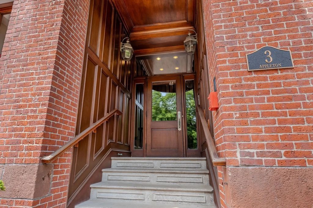 3 Appleton St #505, Boston