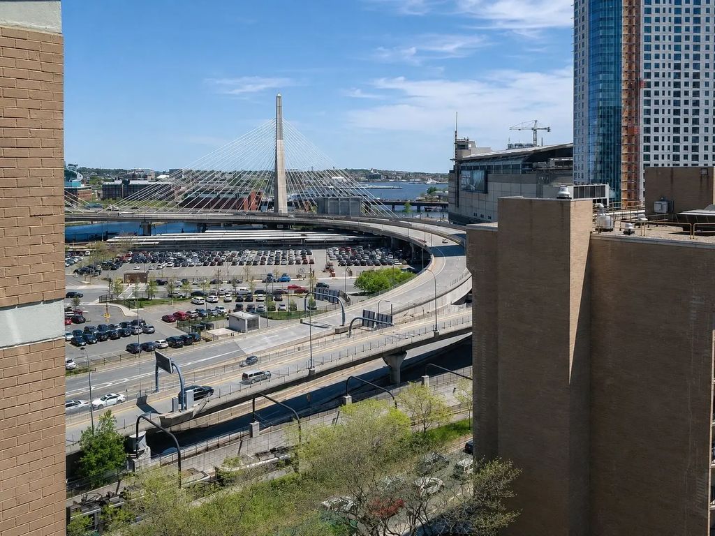 6 Whittier Pl #14j, Boston
