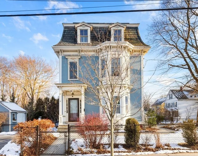 45 Teel St, Arlington