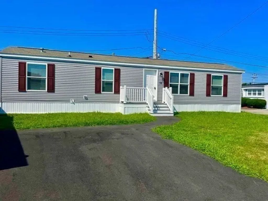 131 Washington St. #50, Foxboro