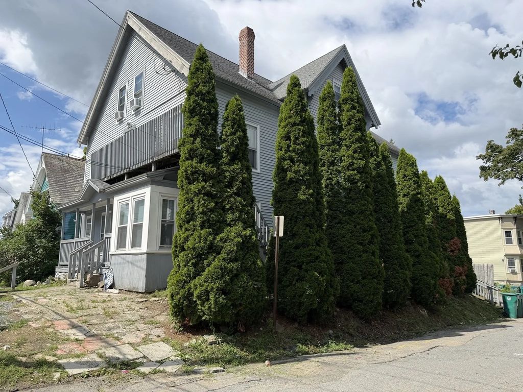 123 Myrtle Ave, Fitchburg